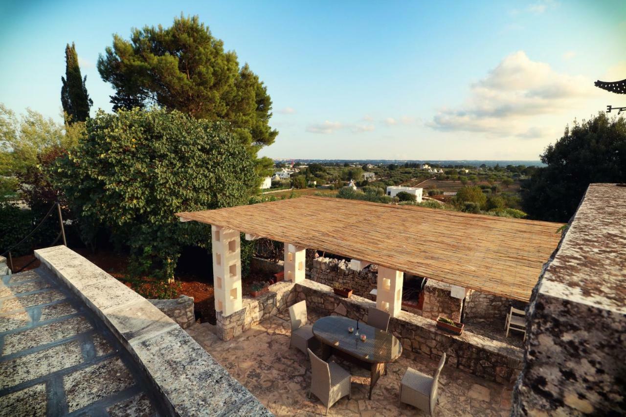 Trulli Di Zia Tata Guest House Locorotondo Bagian luar foto